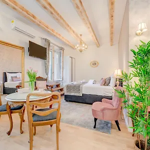 4* Frühstückspension Le Monde Luxury